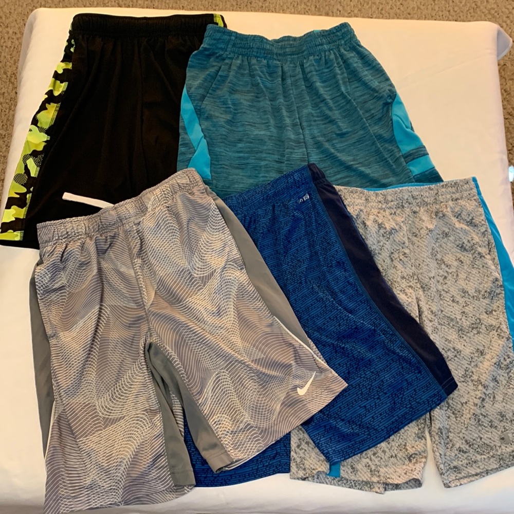 Lot boy’s Athletic shorts with pockets and elastic waist band size 10/12.